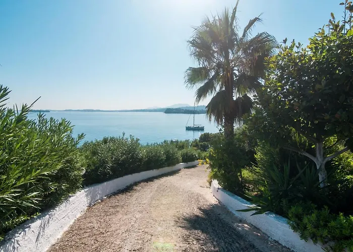 Apartament Kommeno Bay