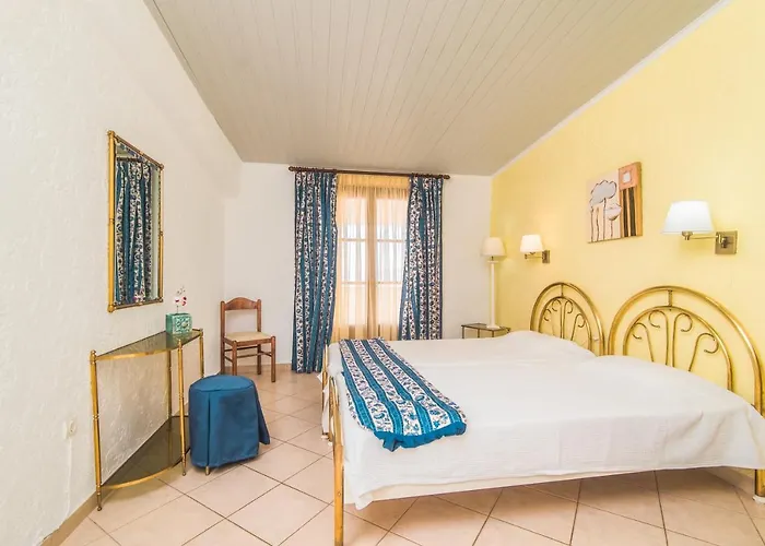 Kommeno Bay Limni (Corfu)